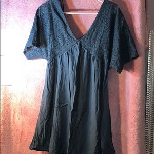 Blue lace sleeve dress